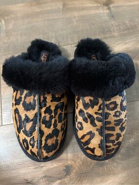 UGG Women's Scuffette II Slippers in a Panther Print Calf Hair Size 6 NWOB